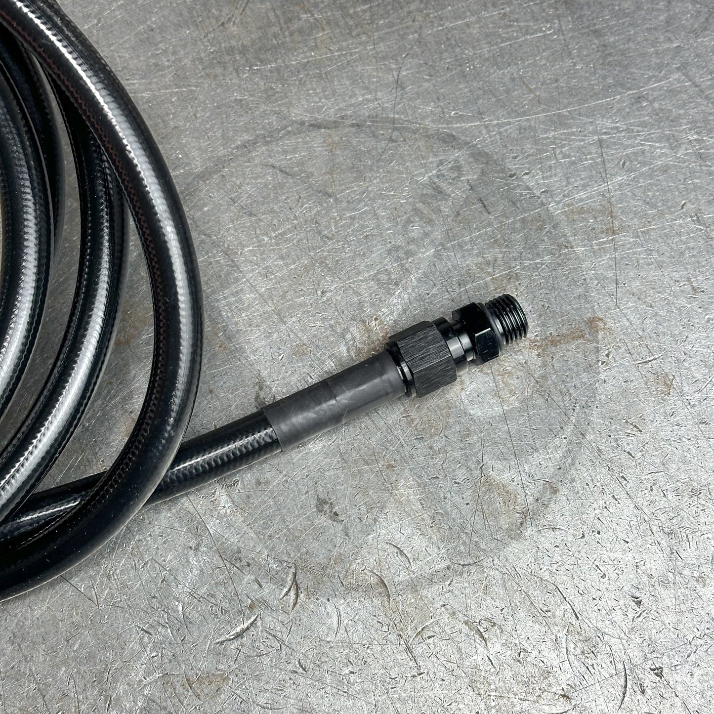 92-95 Civic E85 Compatible Stainless Steel Fuel Lines Kit -10AN FEED -6AN RETURN (Black)