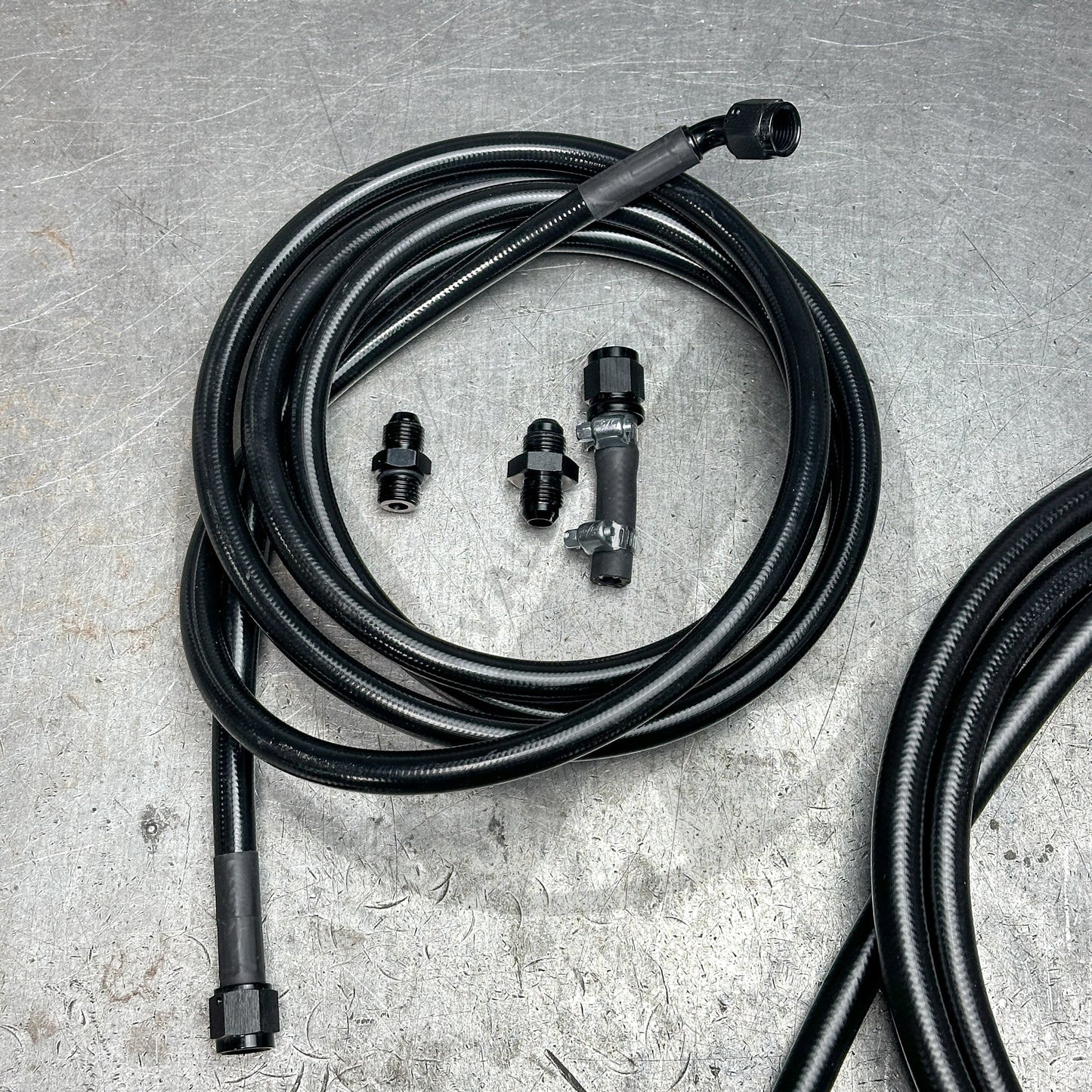 96-00 Honda Civic EK E85 Compatible Stainless Steel Fuel Lines Kit -10AN FEED -6AN RETURN (Black)