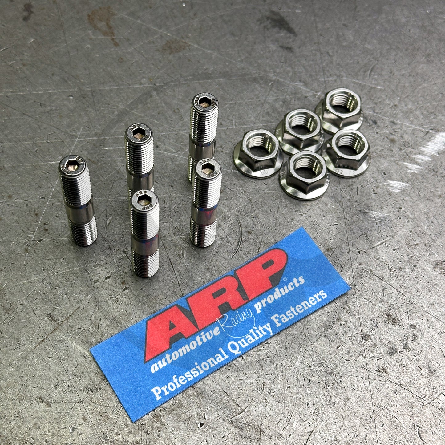 ARP Stainless Steel Exhaust Manifold Stud Kit for Honda Civic Si Acura RSX Type S K20 / K24 (6 Point)