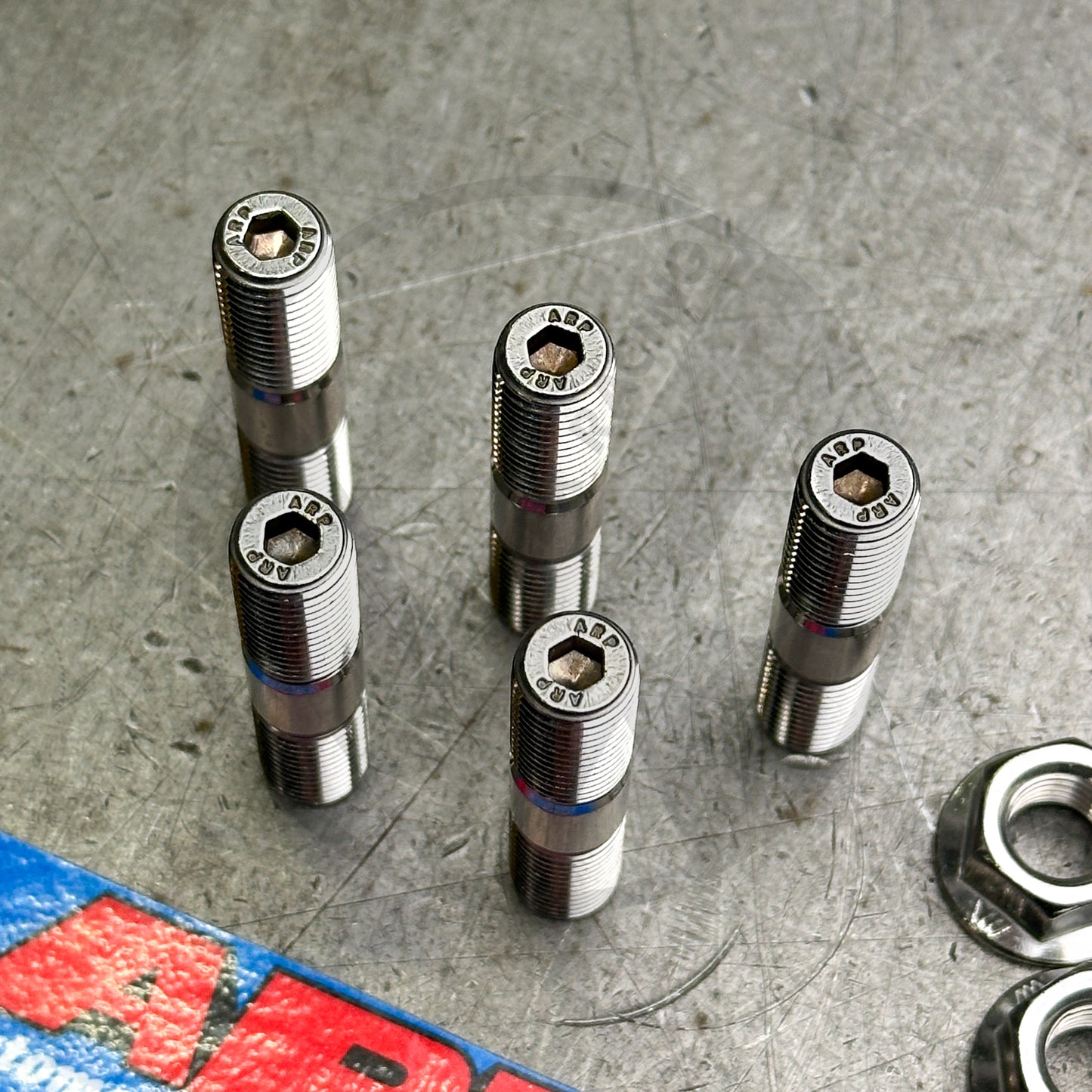 ARP Stainless Steel Exhaust Manifold Stud Kit for Honda Civic Si Acura RSX Type S K20 / K24 (6 Point)