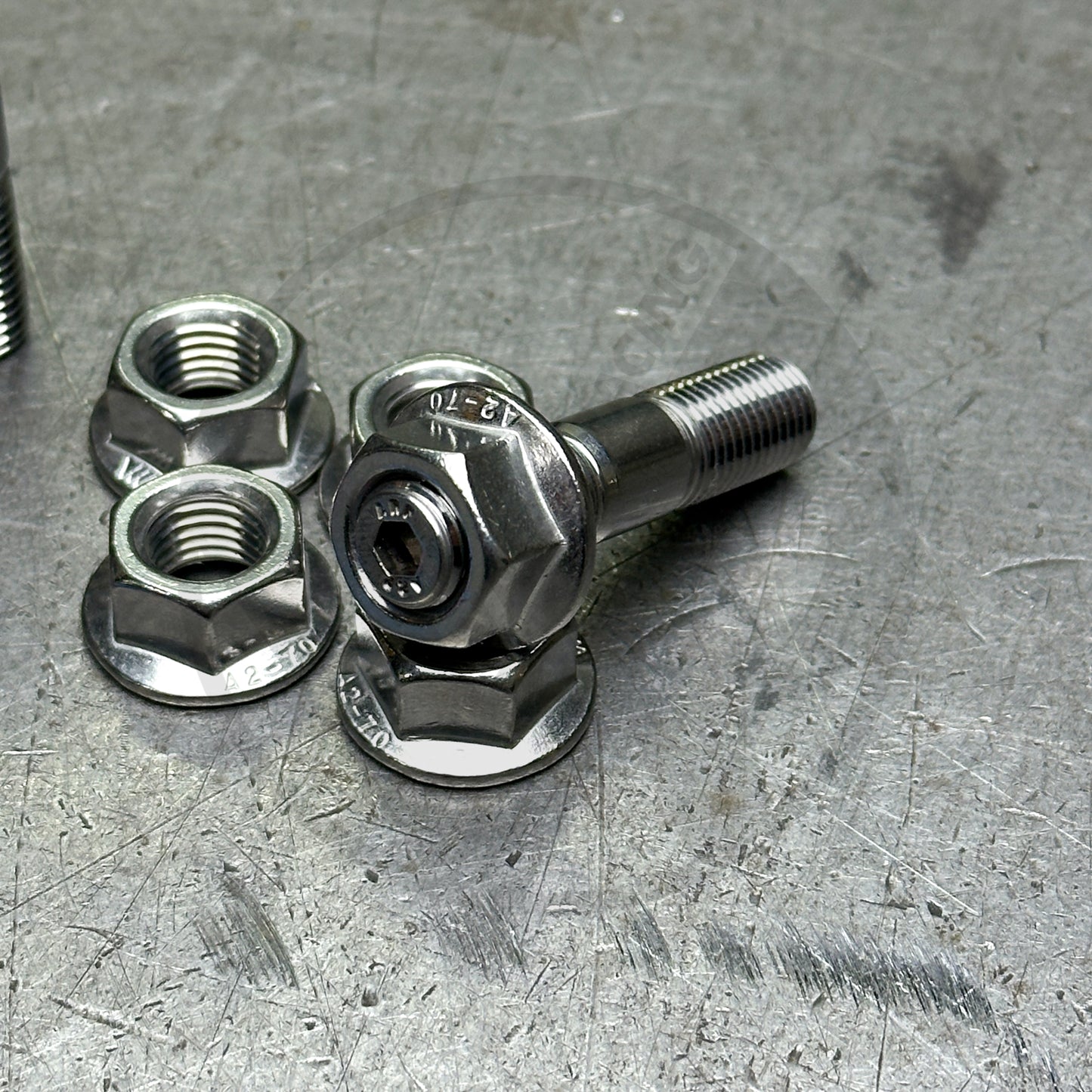 ARP Stainless Steel Exhaust Manifold Stud Kit for Honda Civic Si Acura RSX Type S K20 / K24 (6 Point)