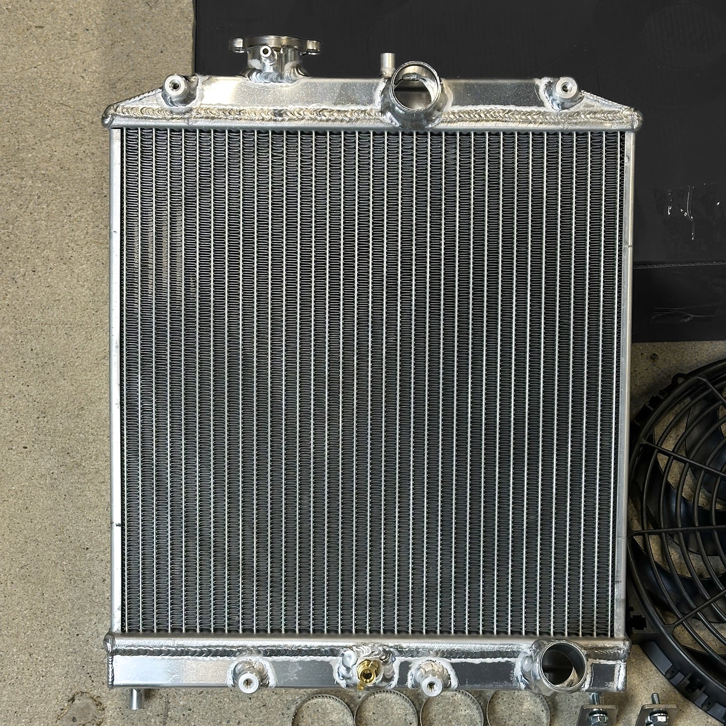 Pro Half Size Radiator Kit For Honda Civic Acura Integra B Series