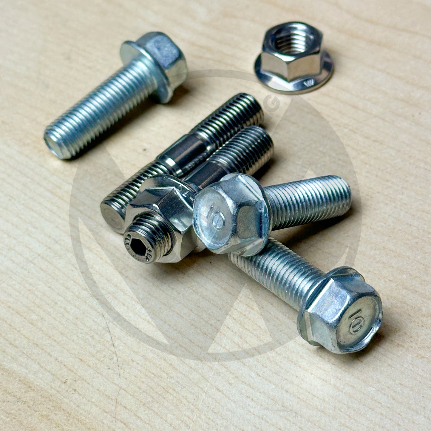ARP/OEM Exhaust Manifold Stud/Bolt Kit for Honda Civic Si Acura RSX Type S K20 / K24 (6 Point)