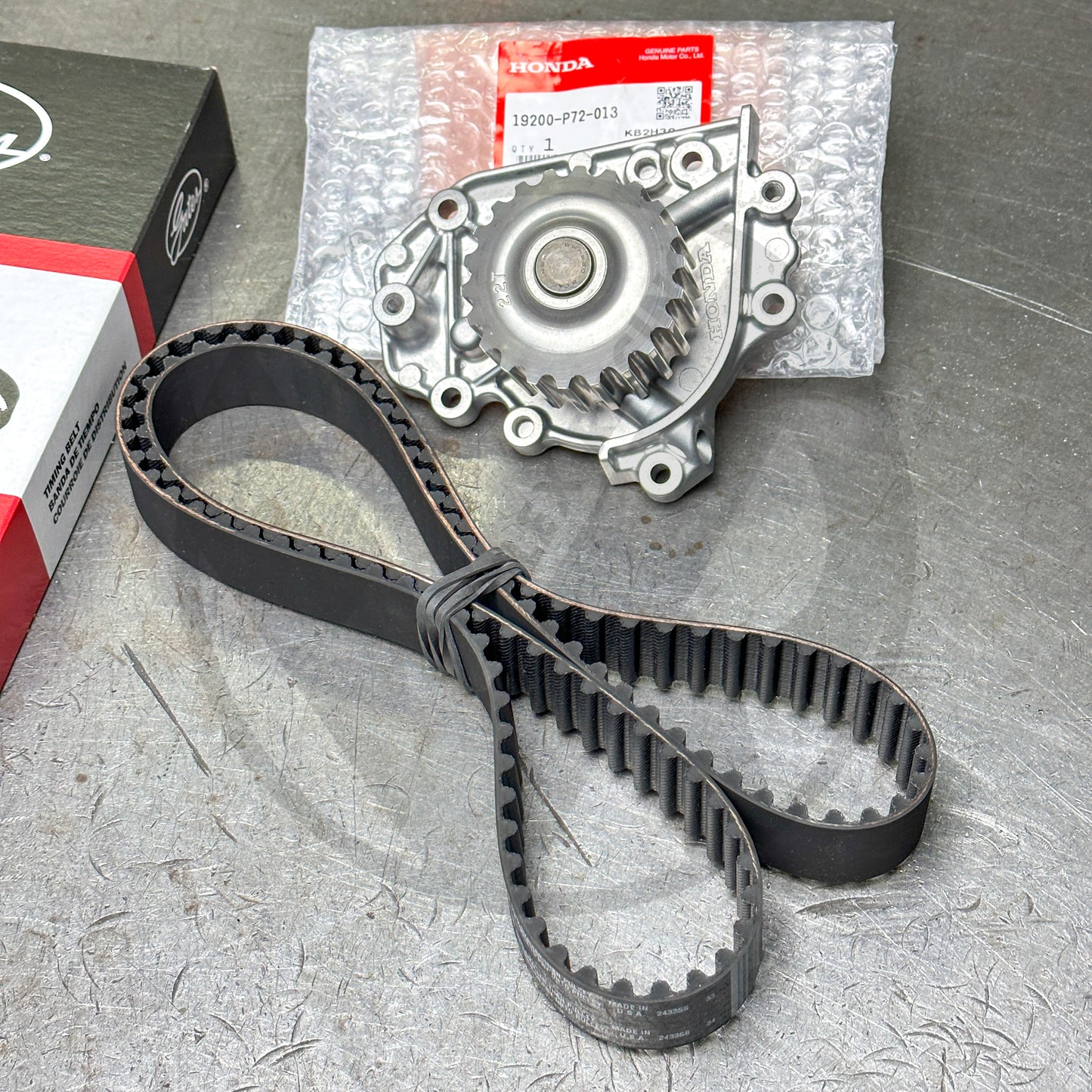Gates Timing Belt / OEM Honda Water Pump Kit for Honda Acura B Series